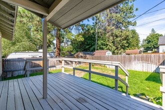 2227 S Grand Blvd in Spokane, WA - Building Photo - Building Photo