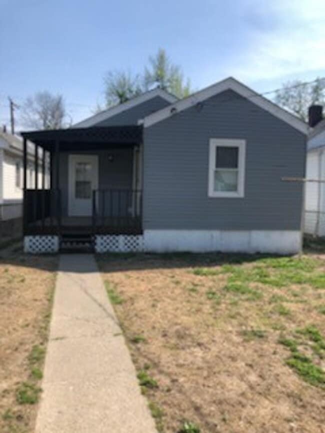 property at 911 W Florence Ave