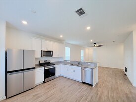 17986 Plow Beam Dr in Hockley, TX - Building Photo