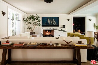 2003 El Cerrito Pl in Los Angeles, CA - Building Photo - Building Photo