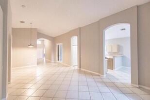 6304 Harbour Club Dr in Greenacres, FL - Building Photo