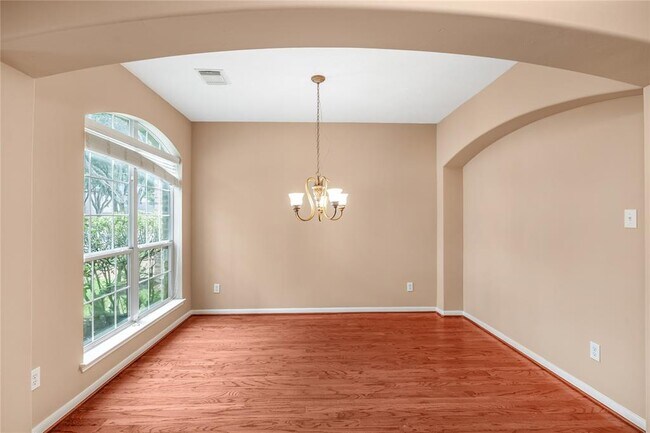 property at 10926 Tattershall Ln