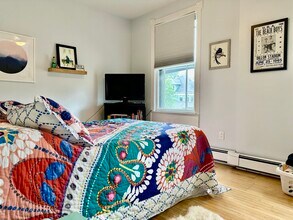 49 Grove St in Newton, MA - Building Photo - Building Photo