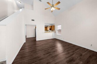 324 Tolbert Ave in Sherman, TX - Building Photo - Building Photo