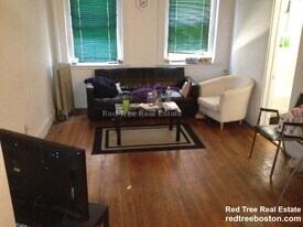 1254 Commonwealth Ave in Boston, MA - Building Photo