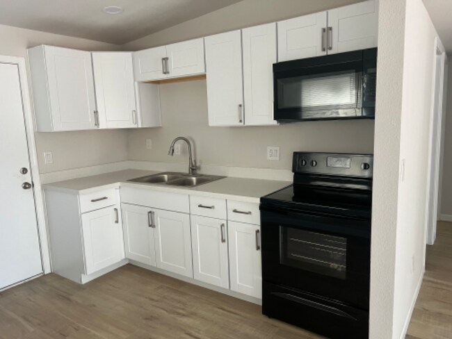 1215 E Mission Ln, Unit 1215 e mission lane 3 in Phoenix, AZ - Building Photo - Building Photo