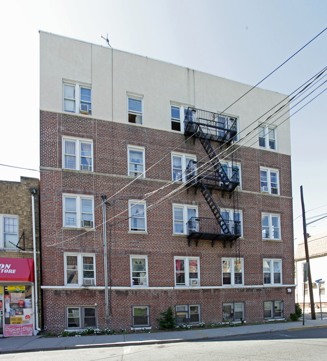 2-10 Wagner Pl in Irvington, NJ - Foto de edificio - Building Photo