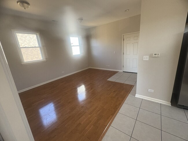 2733 N Marmora Ave in Chicago, IL - Building Photo - Building Photo