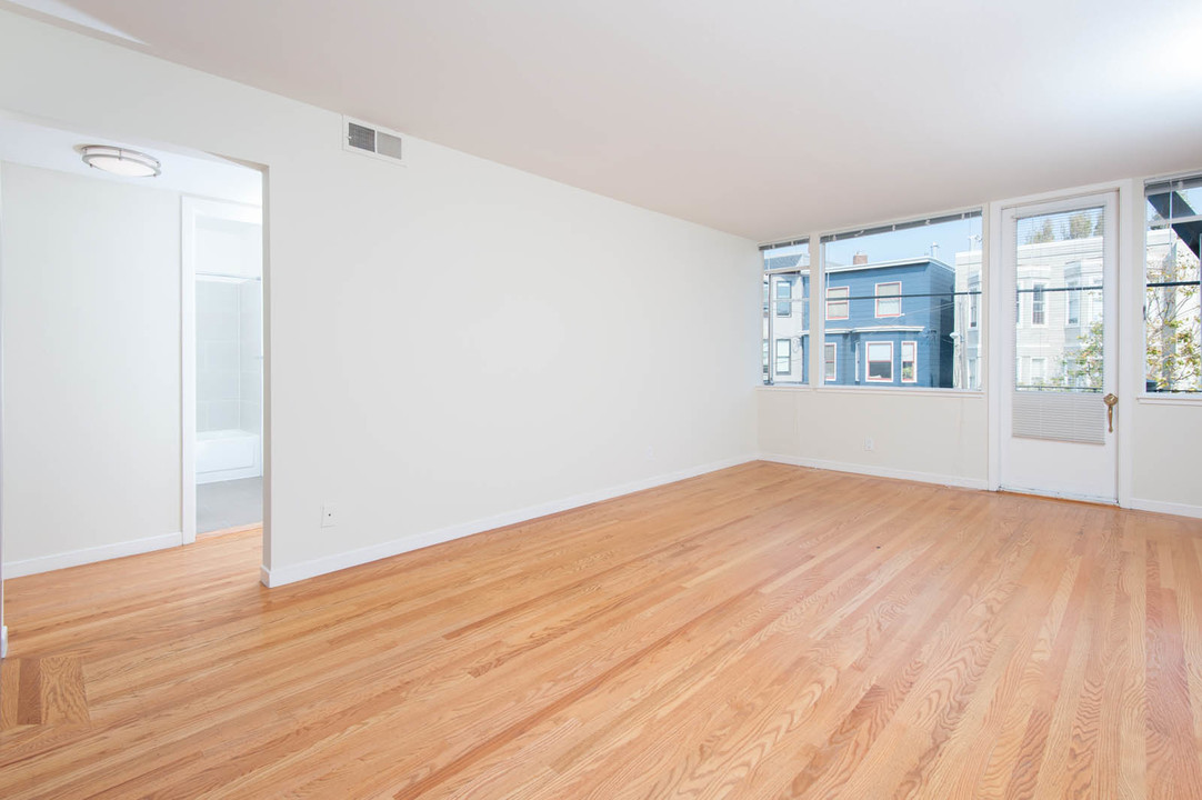 340 Church in San Francisco, CA - Building Photo