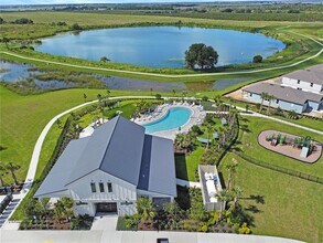 477 Waterford Dr in Lake Alfred, FL - Building Photo - Building Photo