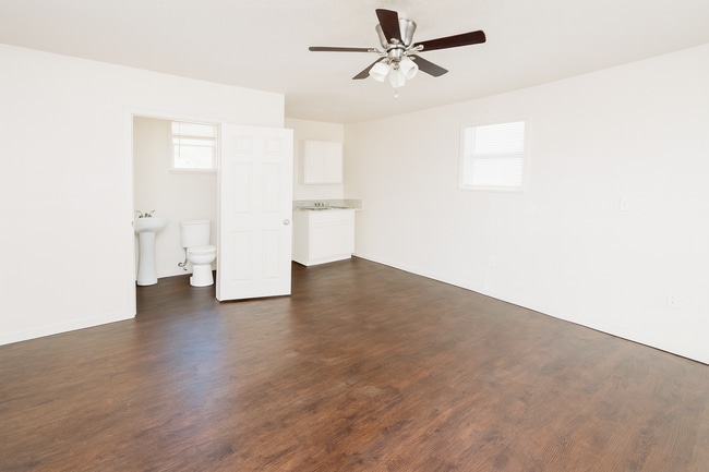 3202 Baylor St in Lubbock, TX - Building Photo - Building Photo