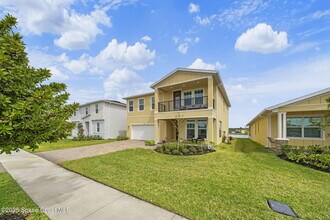 715 Veridian Cir NW in Palm Bay, FL - Building Photo - Building Photo