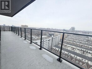 285 Dufferin St in Toronto, ON - Building Photo - Building Photo