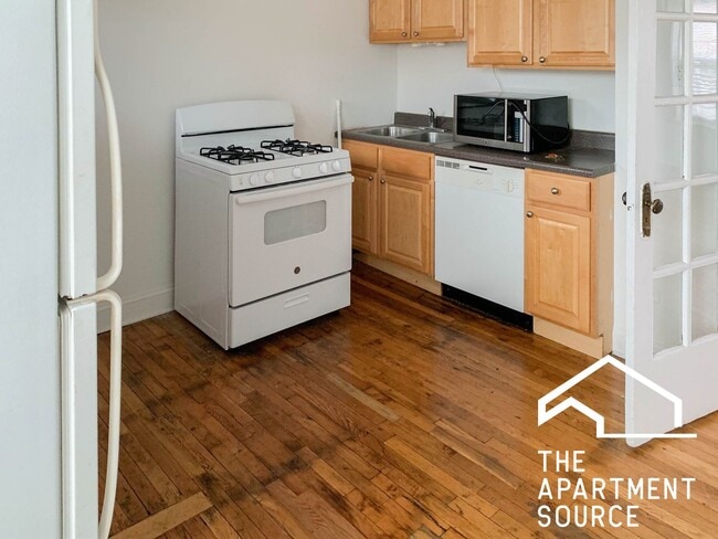 3523 N Broadway in Chicago, IL - Building Photo - Building Photo