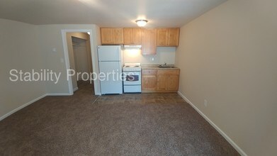 6415 Steilacoom Blvd SW in Tacoma, WA - Building Photo - Building Photo