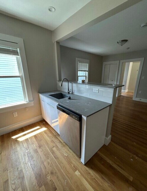 224 Banks St, Unit 6 in Cambridge, MA - Building Photo