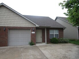 605-607-607 Glenstone Dr in Columbia, MO - Building Photo