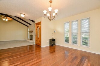 2731 River Birch Dr in Sugar Land, TX - Building Photo - Building Photo