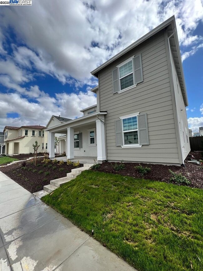 2978 Ellis Town Dr in Tracy, CA - Building Photo - Building Photo