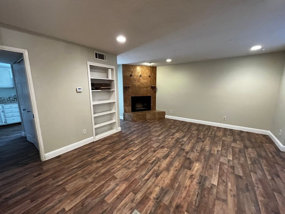 6203 Ackland Ct in Citrus Heights, CA - Foto de edificio