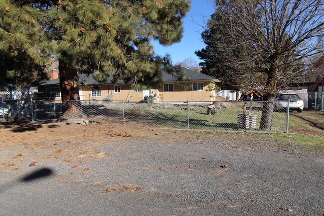 property at 1707 Kane St