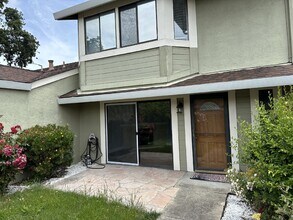 7610 Arbor Creek Cir in Dublin, CA - Building Photo - Building Photo