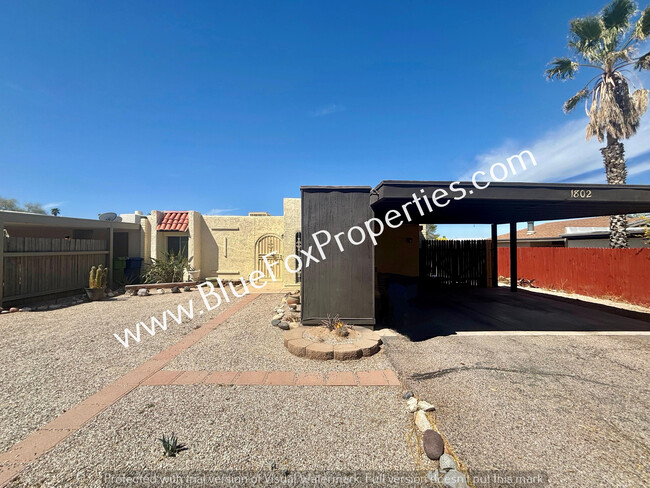 property at 1802 S Sunburst Pl