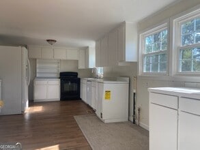 421 Avera Ln in Byron, GA - Building Photo - Building Photo