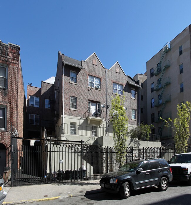 71-73 W 174th St in Bronx, NY - Building Photo - Building Photo