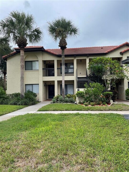 1801 E Lake Rd S in Palm Harbor, FL - Building Photo