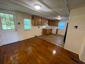 1030 Rutledge Ln in Lebanon, TN - Building Photo - Building Photo