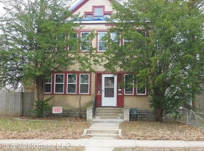 property at 2937-2939 Fremont Ave N