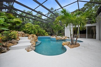 126 North River Dr W in Jupiter, FL - Building Photo - Building Photo