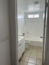 38572 10th Pl E in Palmdale, CA - Building Photo - Building Photo