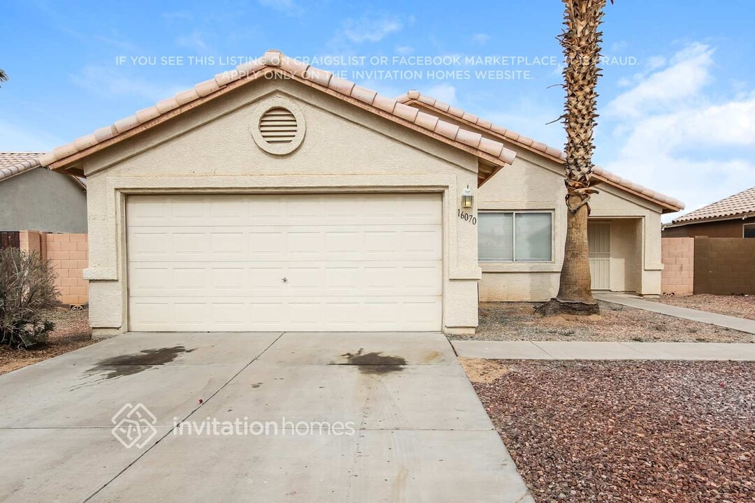 16070 W Mesquite Dr in Goodyear, AZ - Building Photo
