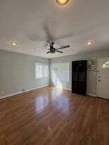 1237 W Ofarrell St in San Pedro, CA - Building Photo