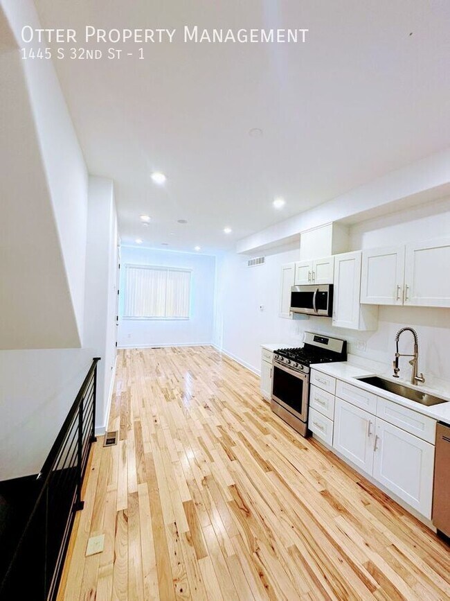 property at 1445 S 32nd St