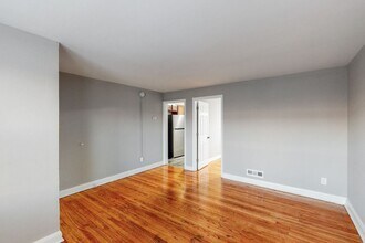 3727 Bonview Ave in Baltimore, MD - Building Photo - Building Photo