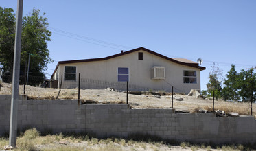 15574-15578 Second St in Victorville, CA - Building Photo - Building Photo