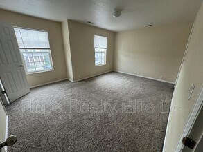 2039 Creekridge Point in Colorado Springs, CO - Building Photo - Building Photo