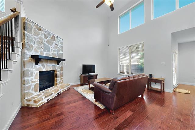 property at 2633 Sunstar Dr