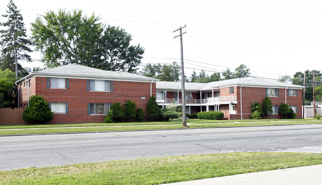 Park Plaza Apartments in Detroit, MI - Building Photo - Building Photo