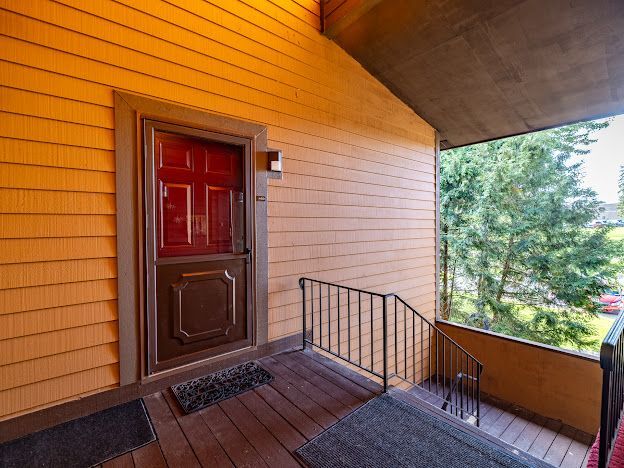 489 Idlewood Blvd in Baldwinsville, NY - Foto de edificio - Building Photo