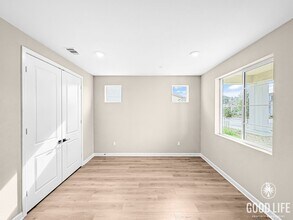 2066 Woolem Pl in Escondido, CA - Building Photo - Building Photo