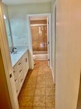 1775 Diamond St, Unit 1-109 in San Diego, CA - Building Photo - Building Photo