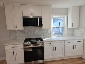 149 Walnut St in Piscataway, NJ - Building Photo - Building Photo