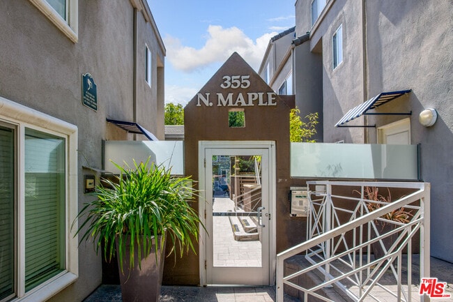 property at 355 N Maple St