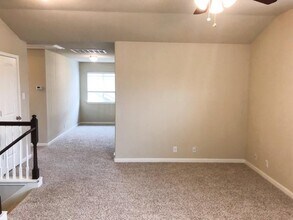 8508 Wood Stork Dr in Austin, TX - Building Photo - Building Photo