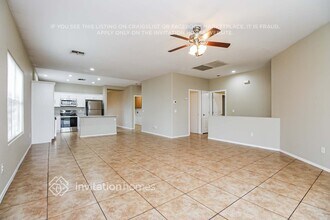 300 S 9th St in Avondale, AZ - Foto de edificio - Building Photo