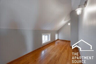 2655 W Homer St in Chicago, IL - Foto de edificio - Building Photo